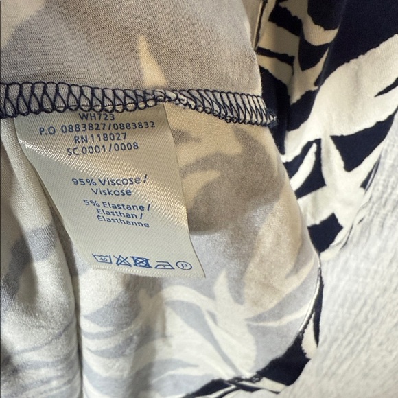 Boden‎ 'Navy Willow' Wrap Dress size 8 petite - Picture 8 of 10